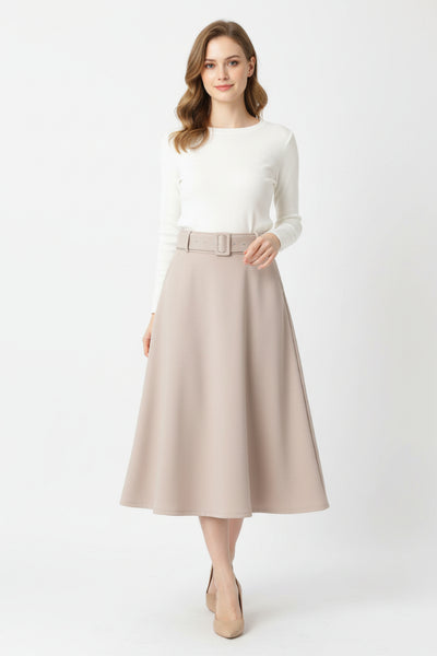 Kauniisti laskeutuva midipituinen Jeanice hame. Susanne