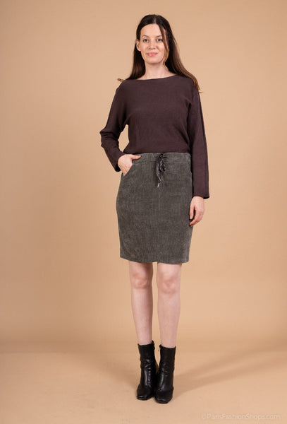 Kapea samettistrech hame taskuilla, Scarett-hame ranskasta. Susanne