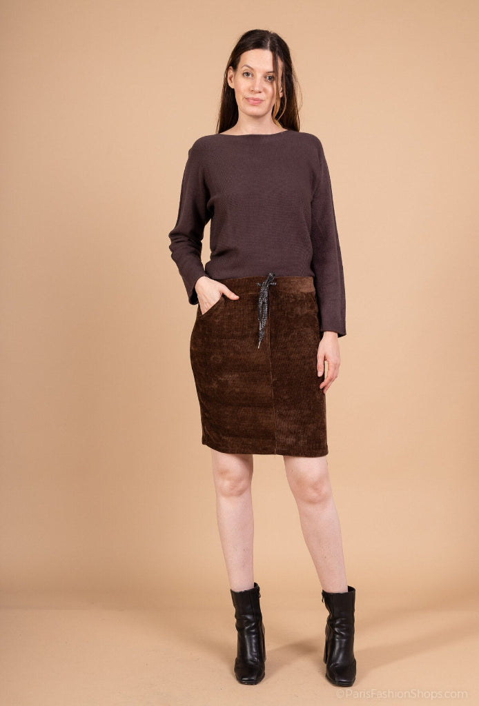 Kapea samettistrech hame taskuilla, Scarett-hame ranskasta. Susanne