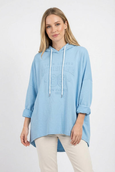 Taivaan sininen Dax huppari on puuvillaa. Susanne