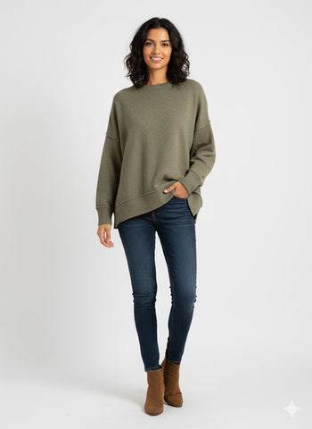 Brenda, khakin värinen viskoosineule. Susanne