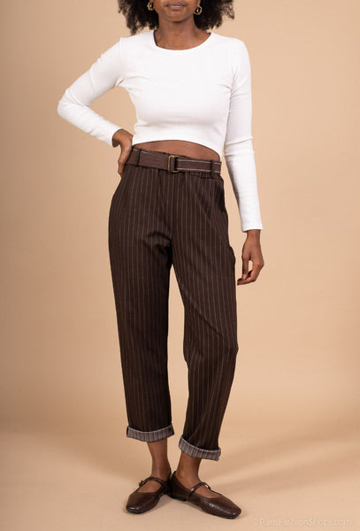 Raitakuviollinen Sharon housu ruskeana. Susanne.