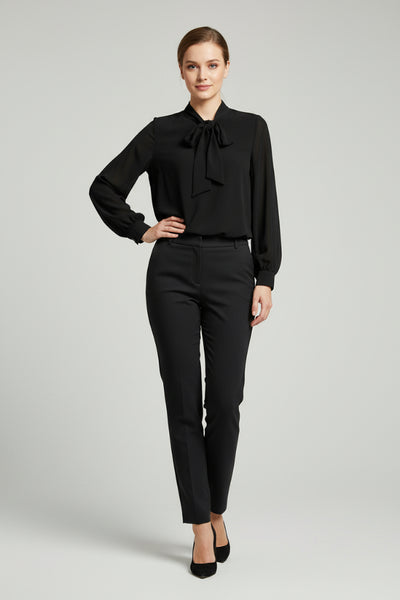 Musta siro sifonkipaita Aniella . Susanne