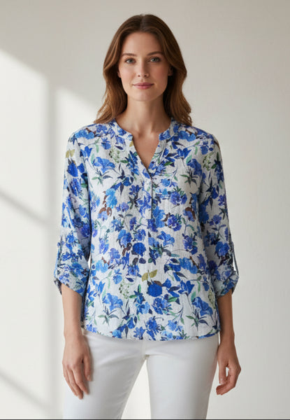 Sinikukikas Celine paita on ihanan raikas. Susanne