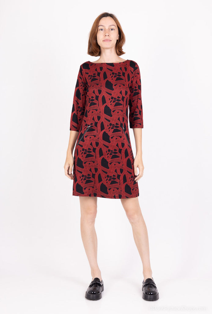 Brooke, viininpunamusta  reipas tunikamekko. Susanne